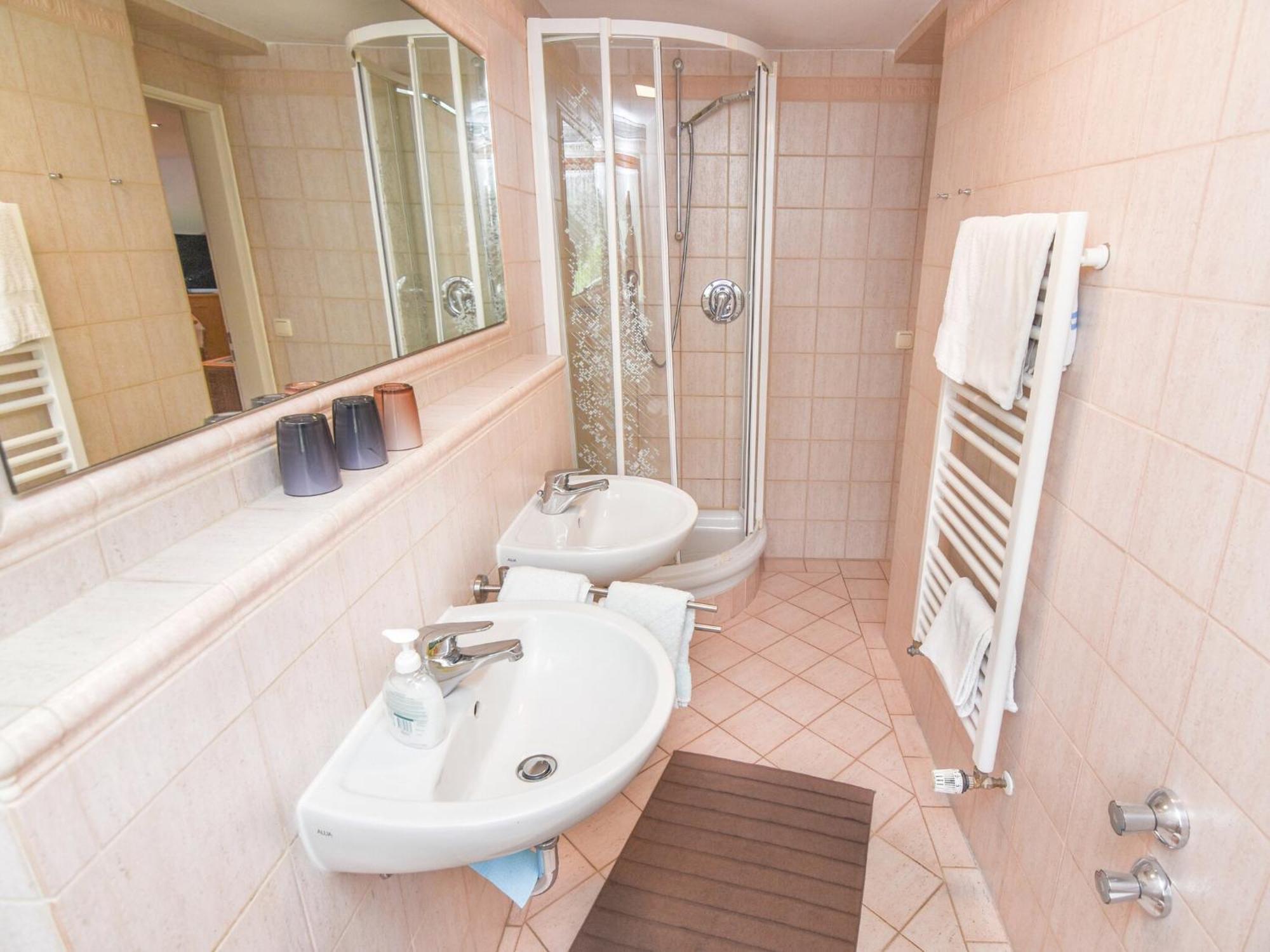 Pleasant Apartment In Ruhpolding With Swimming Pool Экстерьер фото